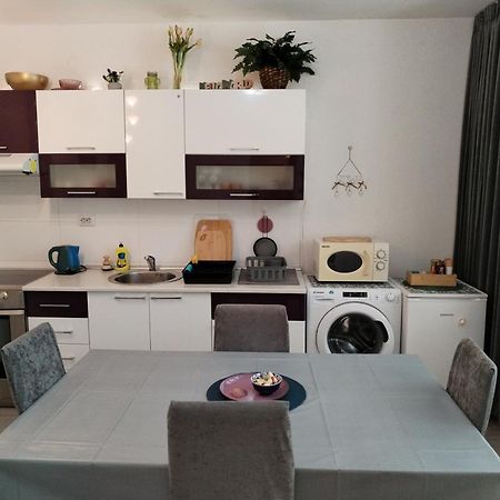 Apartment Suzana 2Br Split With Balcony Екстериор снимка