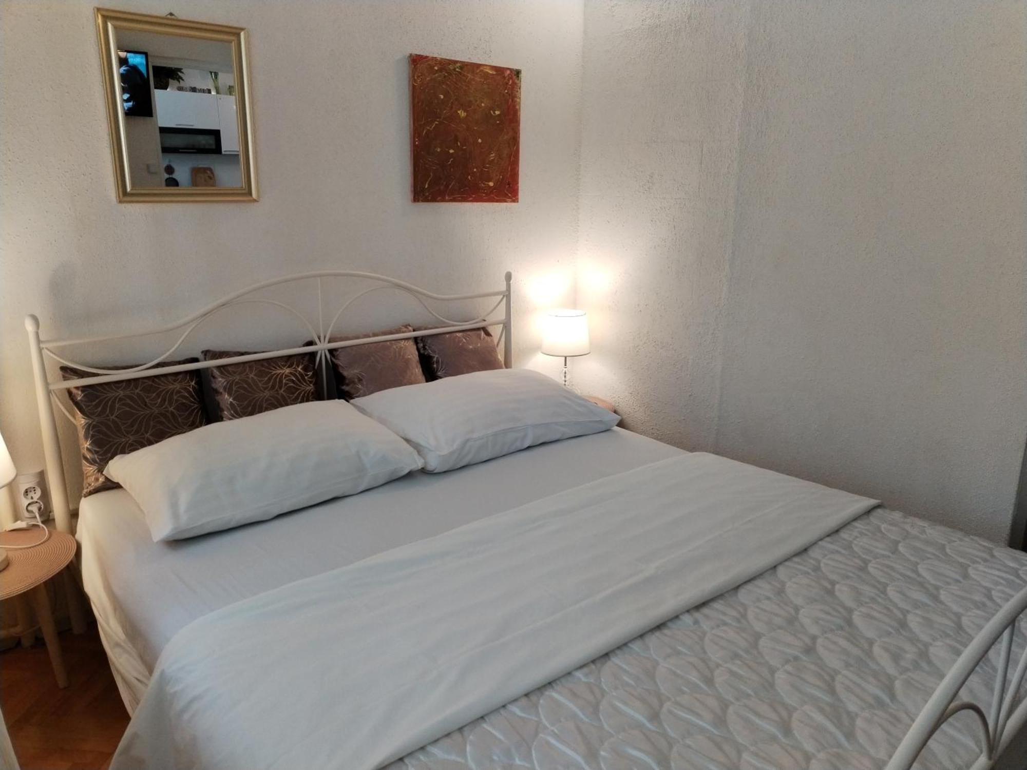 Apartment Suzana 2Br Split With Balcony Екстериор снимка
