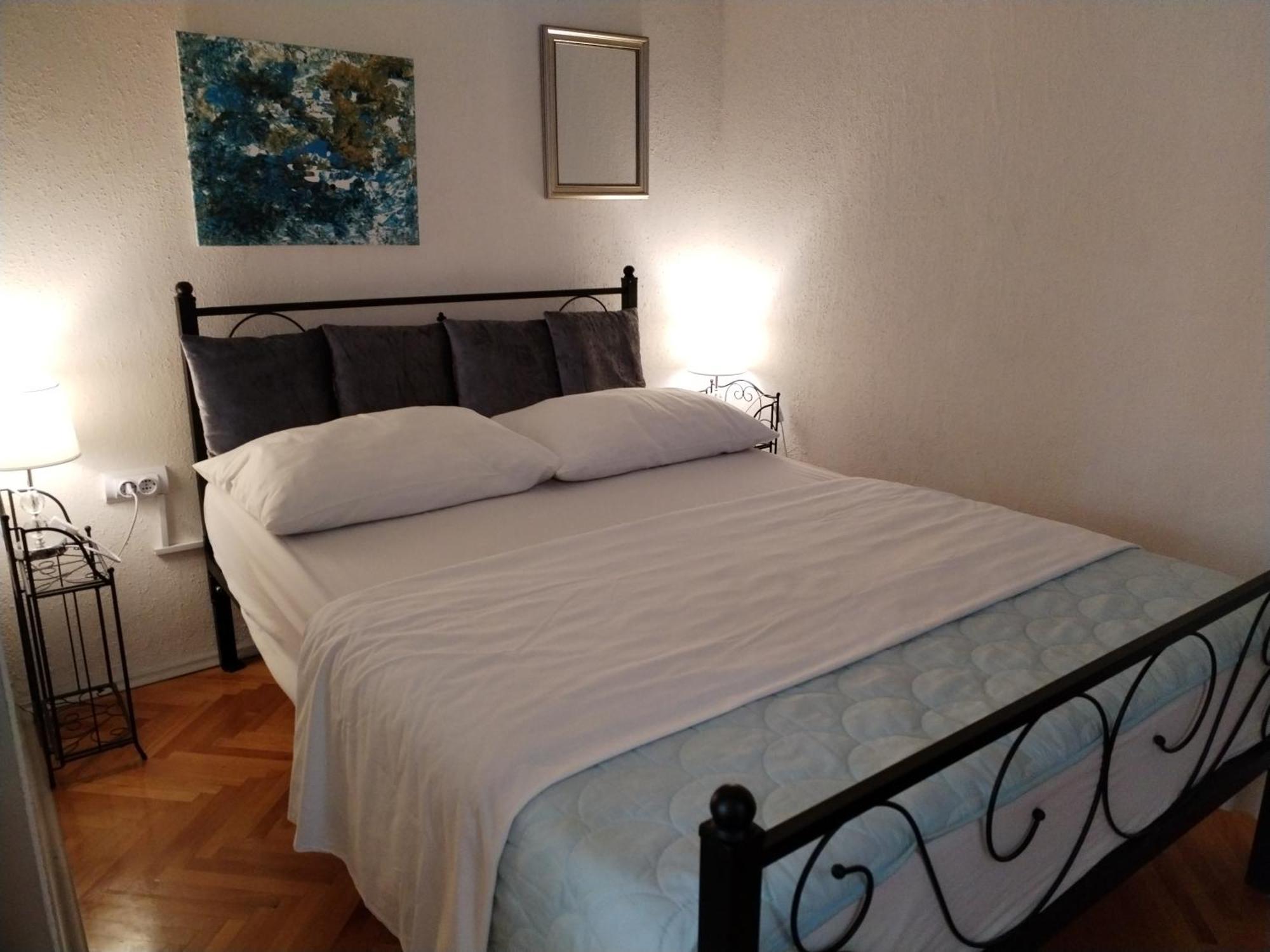 Apartment Suzana 2Br Split With Balcony Екстериор снимка